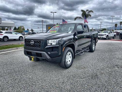 2022 Nissan Frontier S