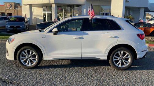 2022 Audi Q3 45 S line Premium