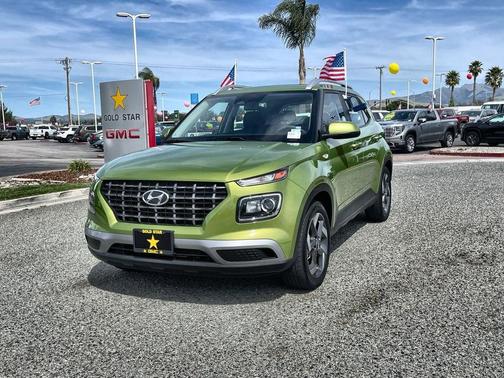 2024 Hyundai VENUE SEL