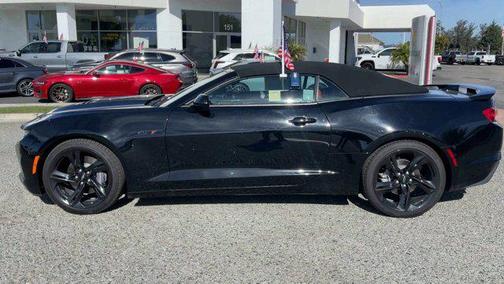 2023 Chevrolet Camaro RWD Convertible LT1