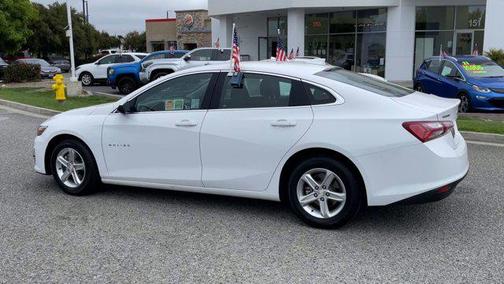 2022 Chevrolet Malibu FWD LT