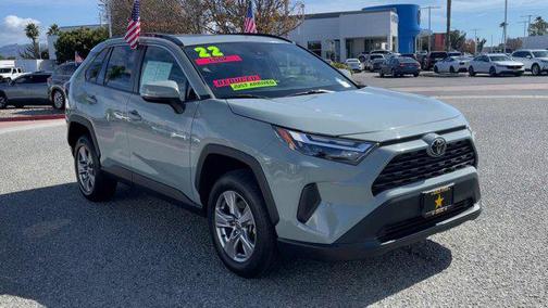 2022 Toyota RAV4 XLE