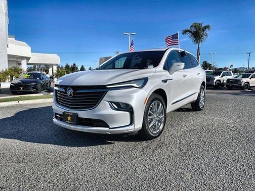 2023 Buick Enclave Premium FWD