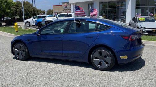 2022 Tesla Model 3 Standard Range