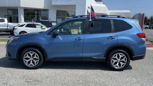 2022 Subaru Forester Premium