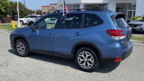 2022 Subaru Forester Premium