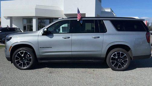 2025 Chevrolet Suburban RST