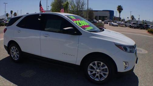 Summit White 2019 Chevrolet Equinox LS