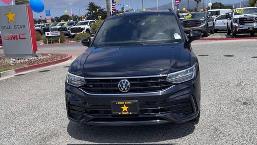 Deep Black Pearl 2023 Volkswagen Tiguan 2.0T SE R-Line Black