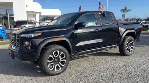 2025 GMC Canyon AT4