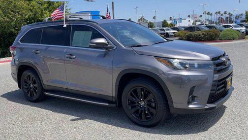 2019 Toyota Highlander SE