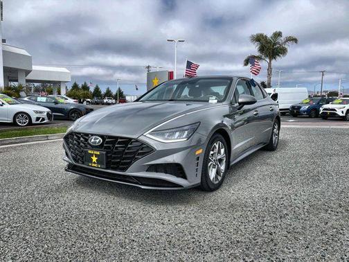 2022 Hyundai SONATA SEL