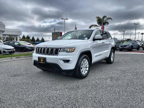 2021 Jeep Grand Cherokee Laredo