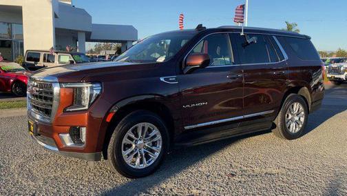 2023 GMC Yukon SLT