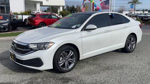 Opal White Pearl 2023 Volkswagen Jetta 1.5T SE
