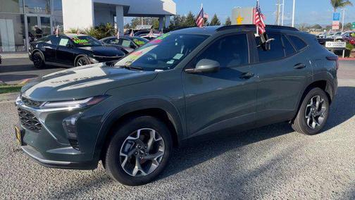 2025 Chevrolet Trax LT