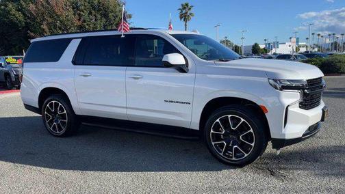 2024 Chevrolet Suburban RST