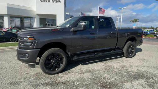 2025 RAM 2500 Big Horn Crew Cab 4x4 6'4' Box
