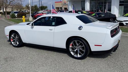 White Knuckle Clearcoat 2022 Dodge Challenger GT