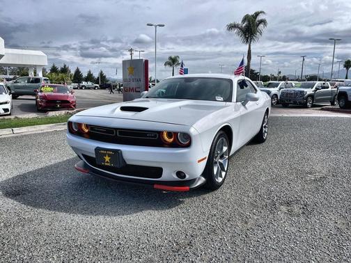 White Knuckle Clearcoat 2022 Dodge Challenger GT