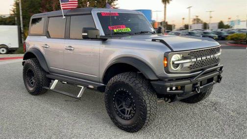 2023 Ford Bronco Badlands