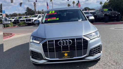 2024 Audi Q7 45 Premium Plus