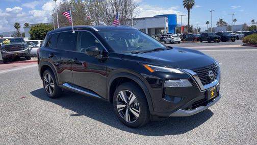 Super Black 2023 Nissan Rogue SL
