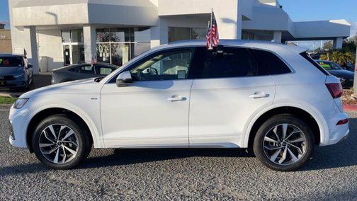 2024 Audi Q5 45 S line Premium Plus