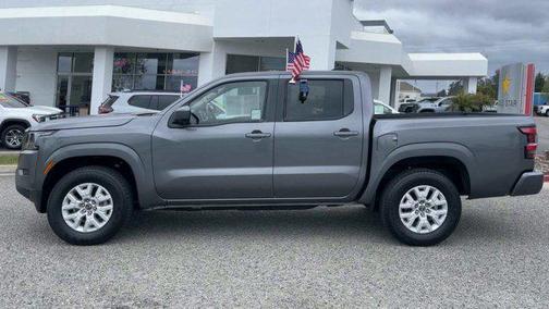 2023 Nissan Frontier SV