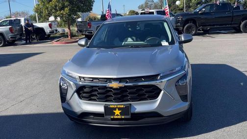Sterling Gray Metallic 2024 Chevrolet Trax LS