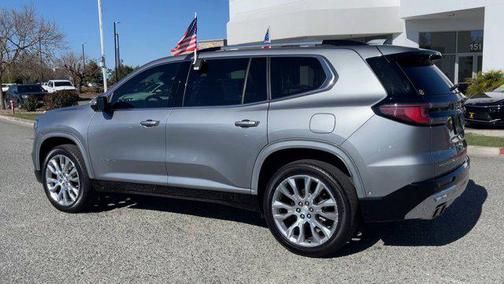 2024 GMC Acadia Denali