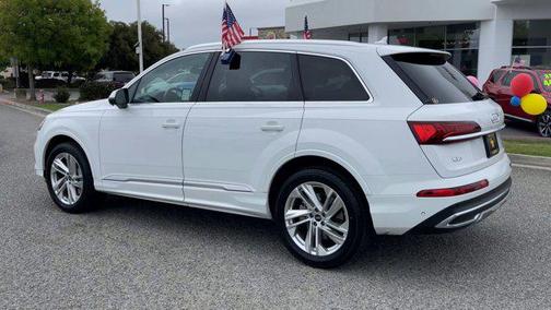 2023 Audi Q7 55 Premium Plus
