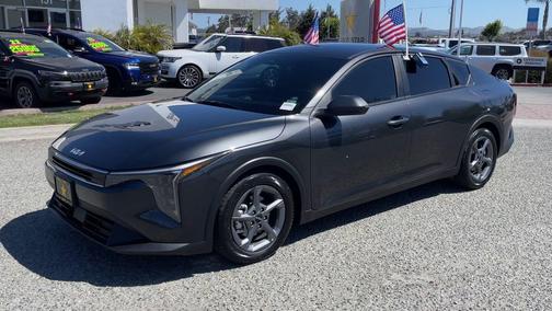 Interstellar Gray 2025 Kia K4 LXS