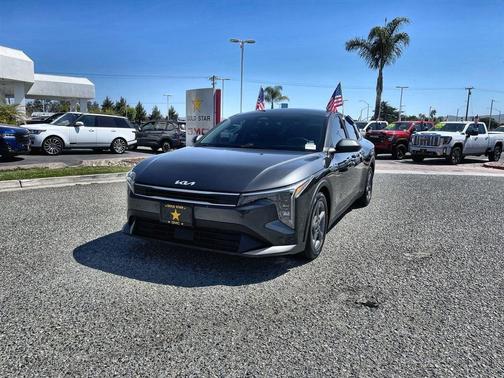 Interstellar Gray 2025 Kia K4 LXS