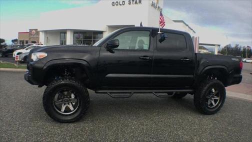 2022 Toyota Tacoma SR