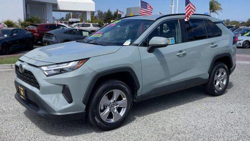 2023 Toyota RAV4 XLE