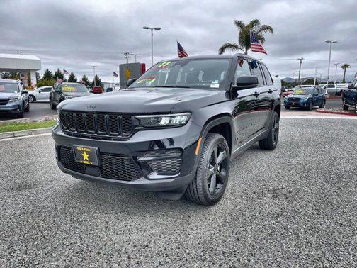 2023 Jeep Grand Cherokee Altitude