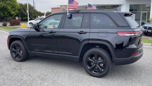 2023 Jeep Grand Cherokee Altitude