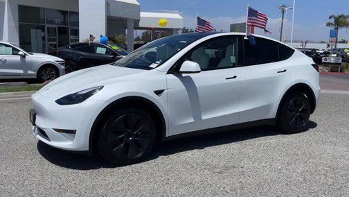 2024 Tesla Model Y Long Range Dual Motor All-Wheel Drive