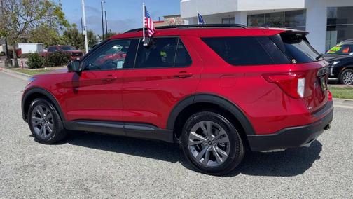 RAPID RED MET TINTED CC 2024 Ford Explorer XLT