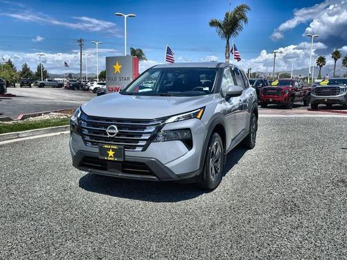 Boulder Gray Pearl 2026 Nissan Rogue SV