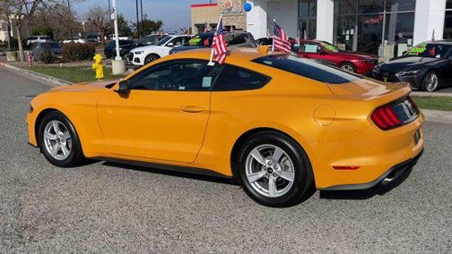 2022 Ford Mustang EcoBoost