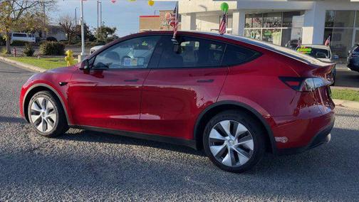 2023 Tesla Model Y Long Range Dual Motor All-Wheel Drive