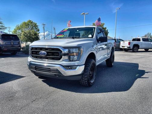 AVALANCHE 2023 Ford F-150 XLT