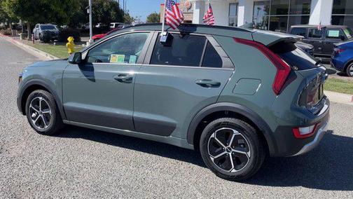 2024 Kia Niro EX