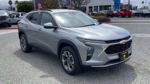 Sterling Gray Metallic 2024 Chevrolet Trax LT
