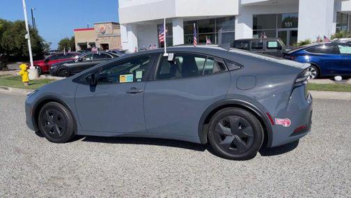 2024 Toyota Prius Prime SE