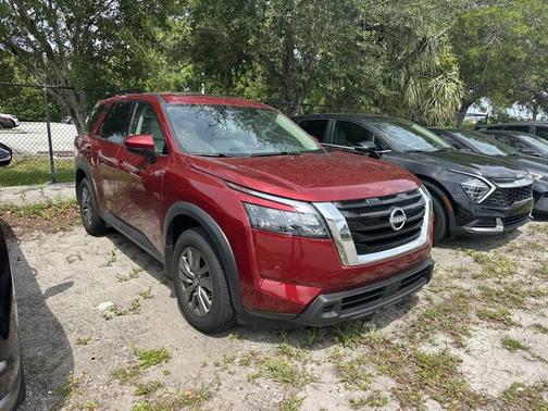 Scarlet Ember 2025 Nissan Pathfinder SV