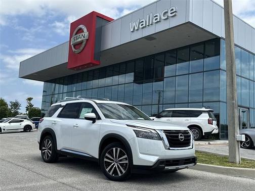 2025 Nissan Pathfinder Platinum