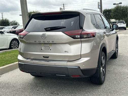 2025 Nissan Rogue SL